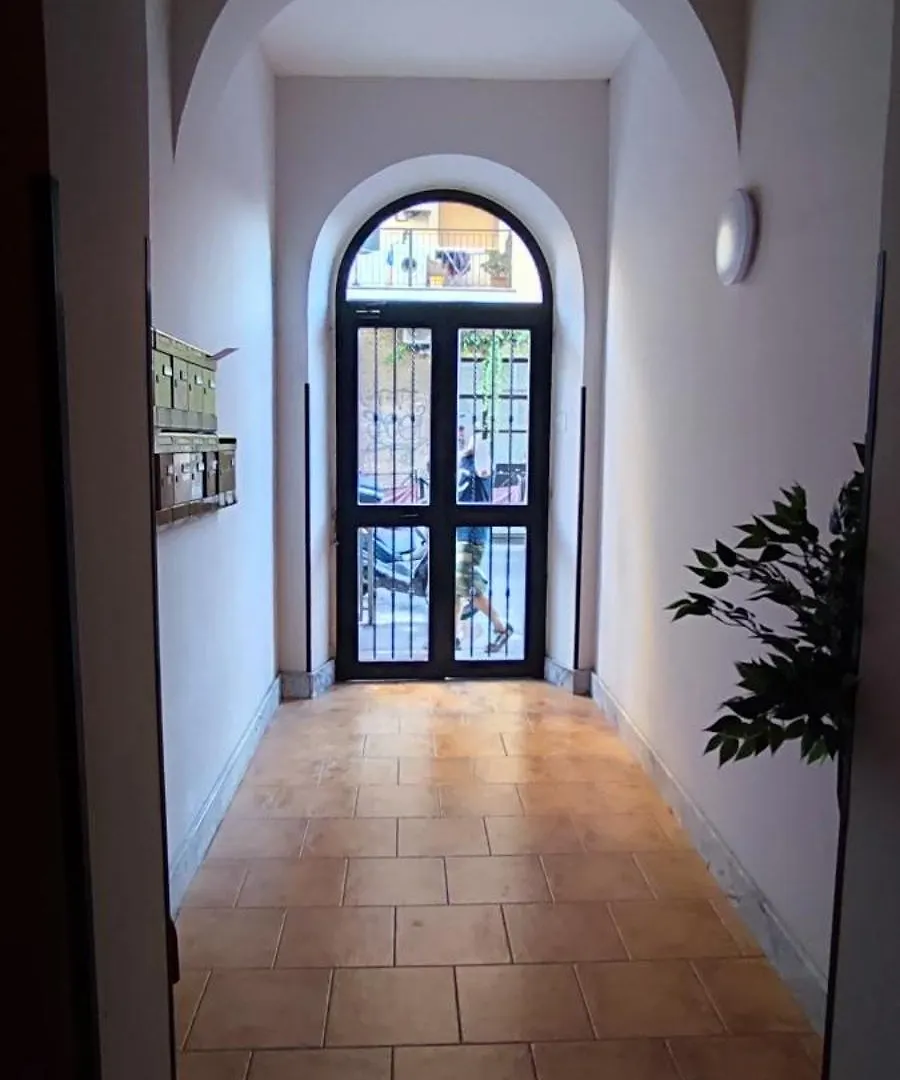 Giovenale 60 Metro C Luminoso Bilocale Fino A 4 Ospiti Apartment Rome